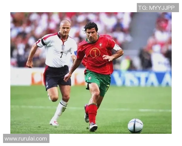 全球足球巨星风采展现与成就回顾之旅